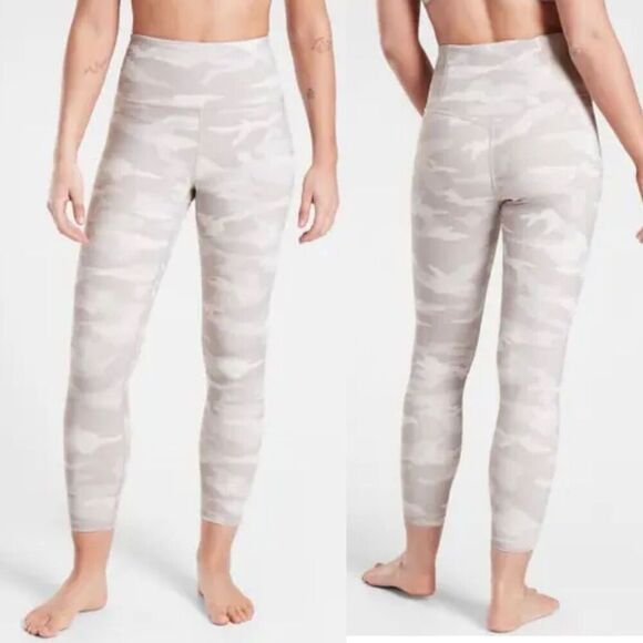 ATHLETA Elation Camo 7/8 Tight Sz 1X Yoga Workout #563650 Workout Gym Casual - Picture 1 of 11